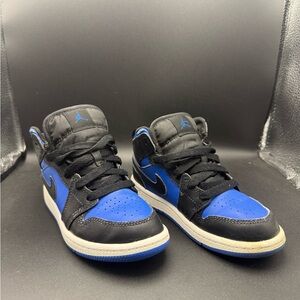 Jordan Kids Black and Blue Sneakers